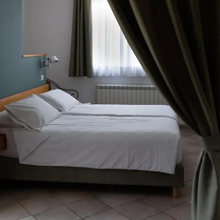 La Gioiosa Отель Финале Лигуре