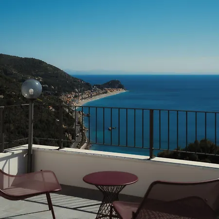 Hotell La Gioiosa 3*