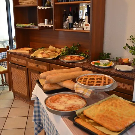 Отель La Gioiosa